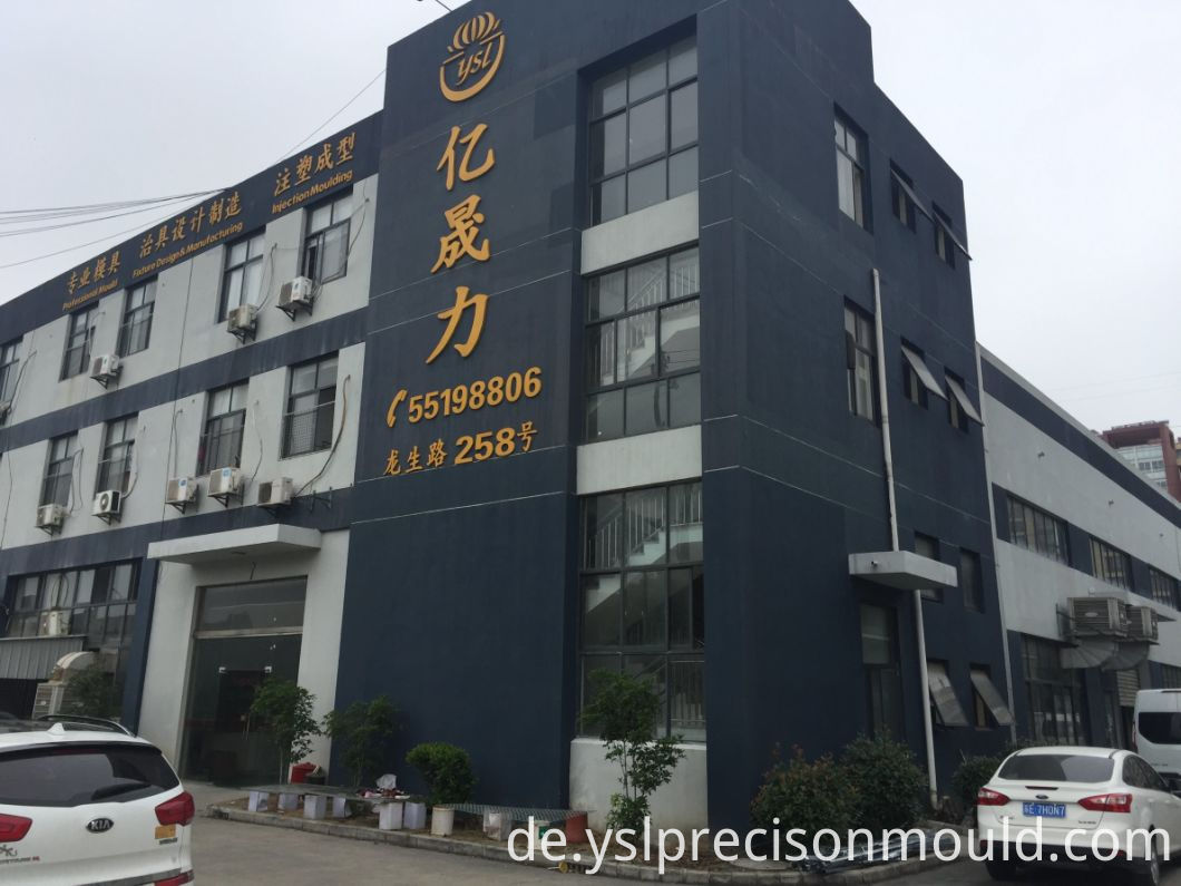 Auto Plastic Injection Component Auto Plastic Injection Component